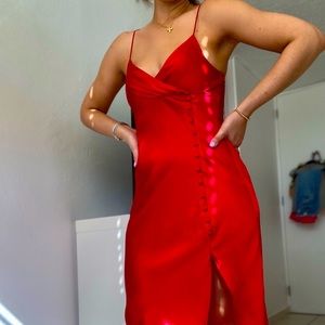 NEW Red Zara Midi dress❤️‍🔥